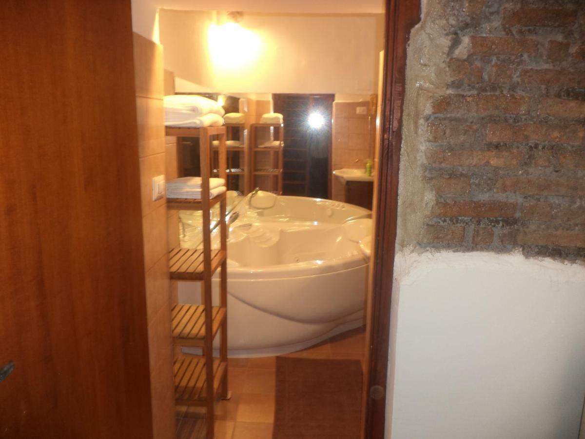 Jacuzzi Quo Vadis Lägenhet Rom Exteriör bild